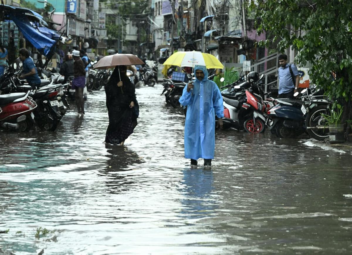 5 Best Rainfall Tracking Apps and Flood Monitoring Websites in India